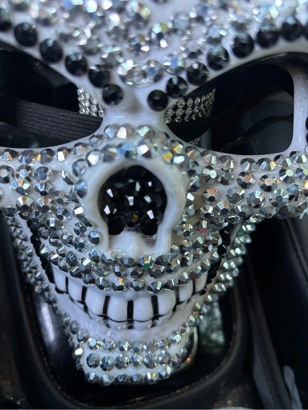 Sparkling Skull Halloween Mask
